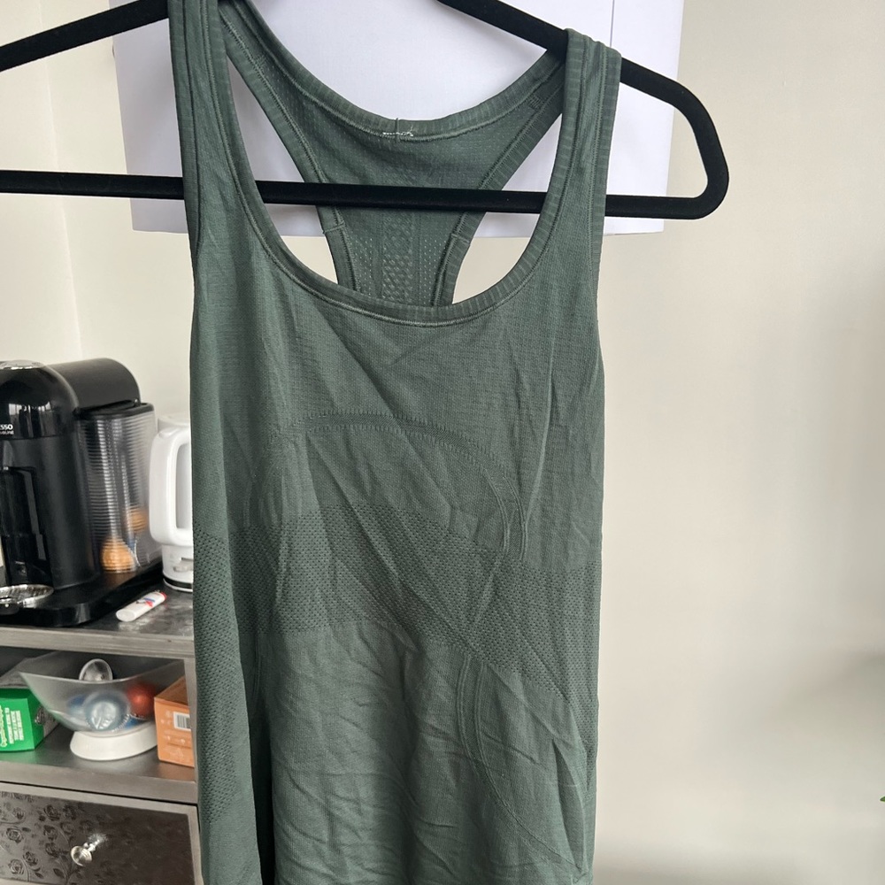 Lululemon olive green tank (size 8)